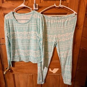 SO Kids Pajama Set in Aqua and White